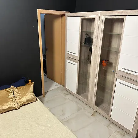 Arolen 호텔 *